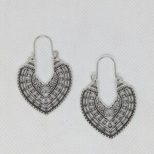 NEW Earrings Silvertone Filigree Gypsy Style Bohemian Gypsy Vintage Look